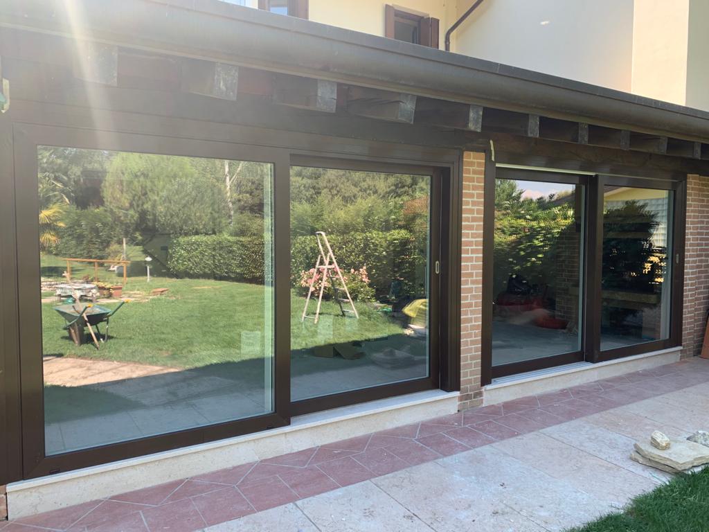 Alzante scorrevole in PVC